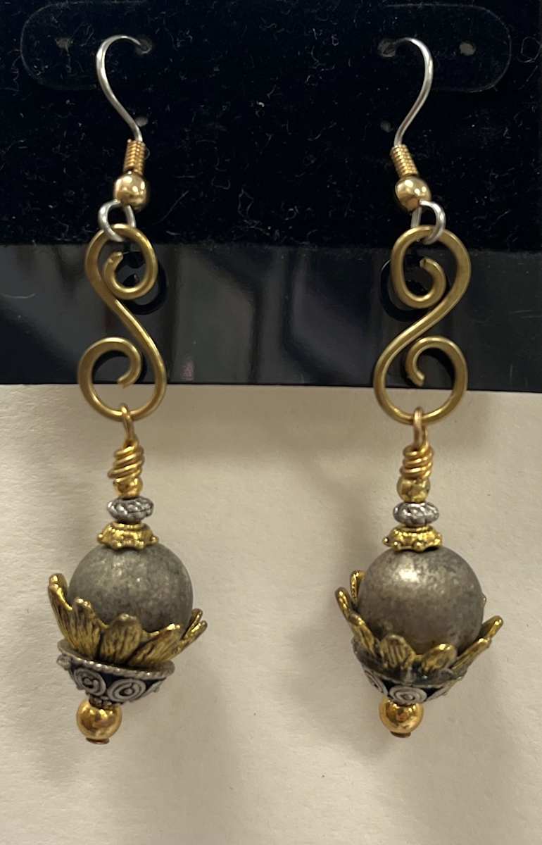 #305 Earring by Sue Broadway, Image 1.