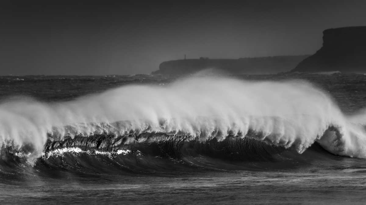El Sardinero - Rolling Wave by Juan Matorras 