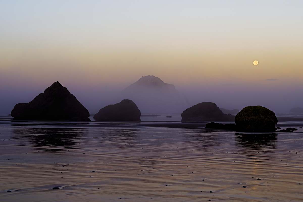 Moonsea 1/10 by Bryan Sabol 