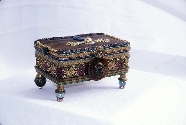 Exquis, Image 1.