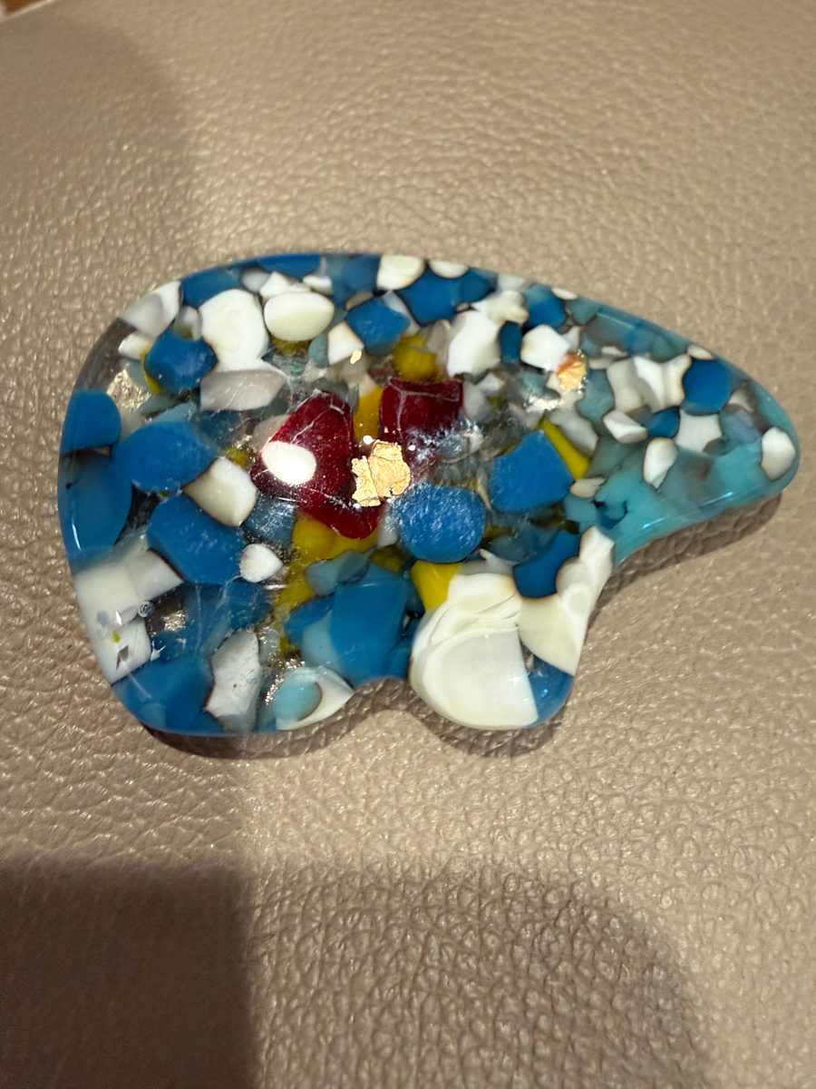 Turquoise, Vanilla, Red, and Marigold Frit Pocket Bear with Gold Flakes by Candice Treat Murphy, Image 3.