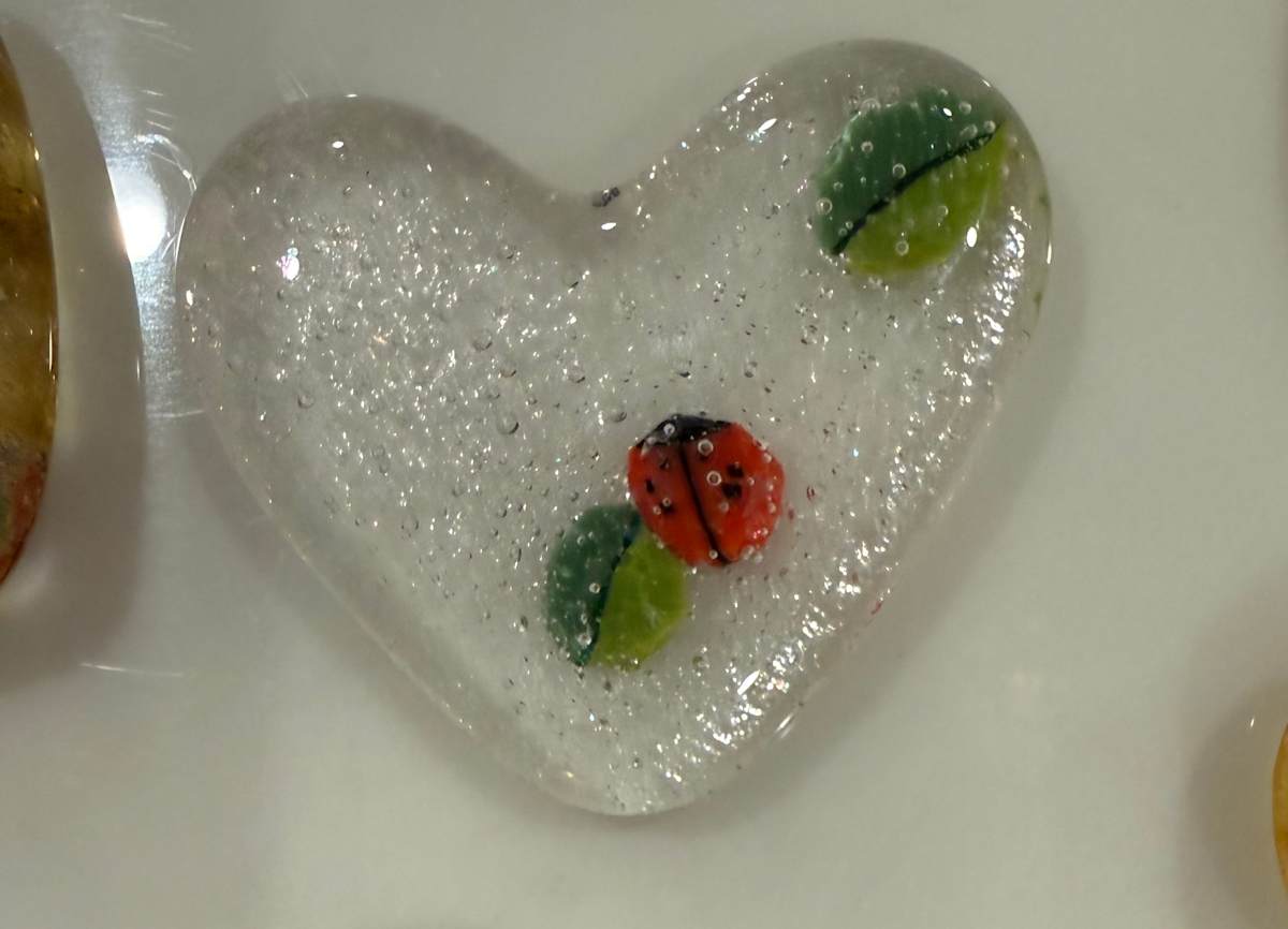 2" Pocket Heart Ladybug and Leaves in Clear #2 by Candice Treat Murphy, Image 2.