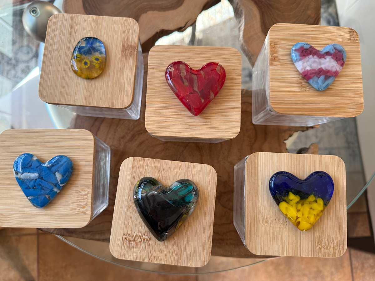 3” Square Glass Box #4 with 2” Pocket Heart on Bamboo Lid (Blue White Pink) by Candice Treat Murphy, Image 3.