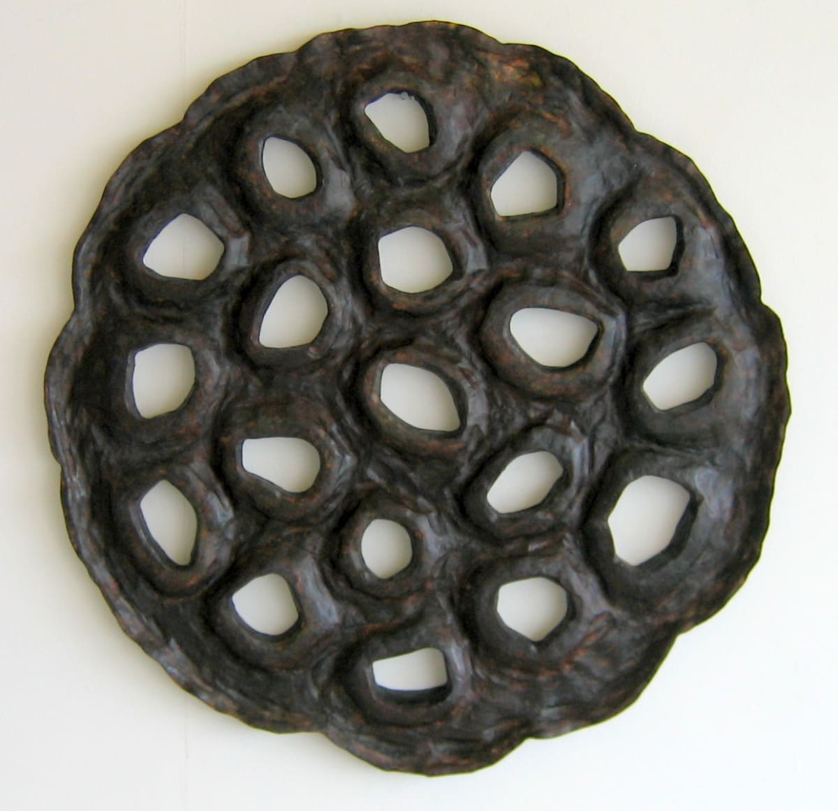 Lotus Transverse Section .. (07001) by Liz McAuliffe, Image 1.