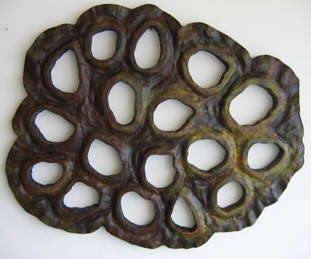 Lotus Transverse Section .. (07002) by Liz McAuliffe, Image 1.