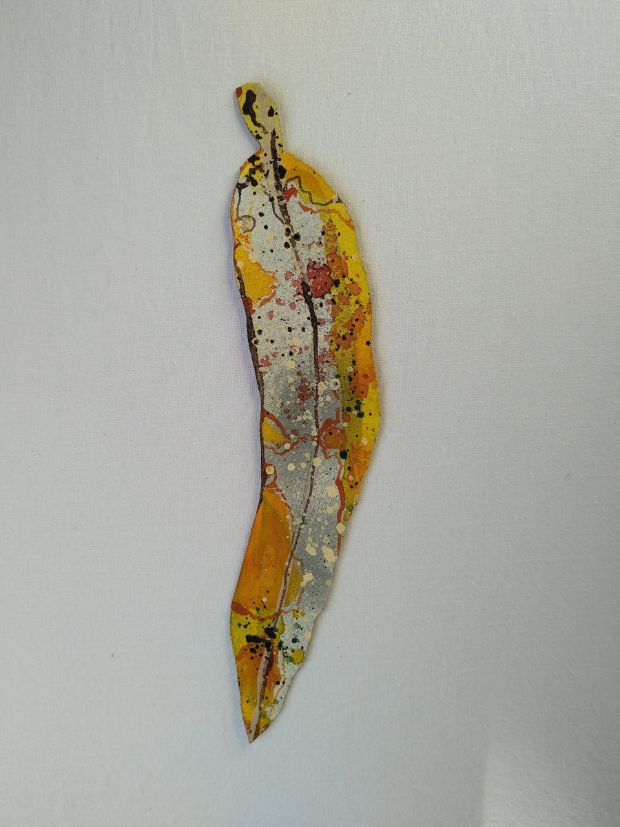 Gum Leaf - Little .. (19095) by Liz McAuliffe 