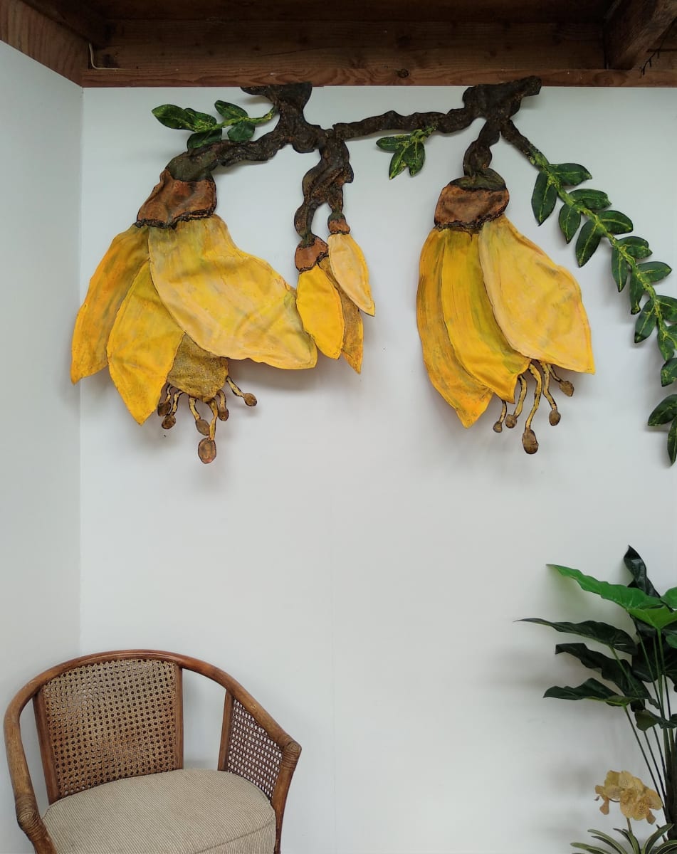 Kowhai I - Canvas/Wire  ..  (20441), Image 2.