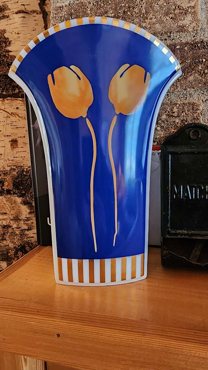 Unknown (Two Tulips) by Rosenthal Rosenthal Studio 