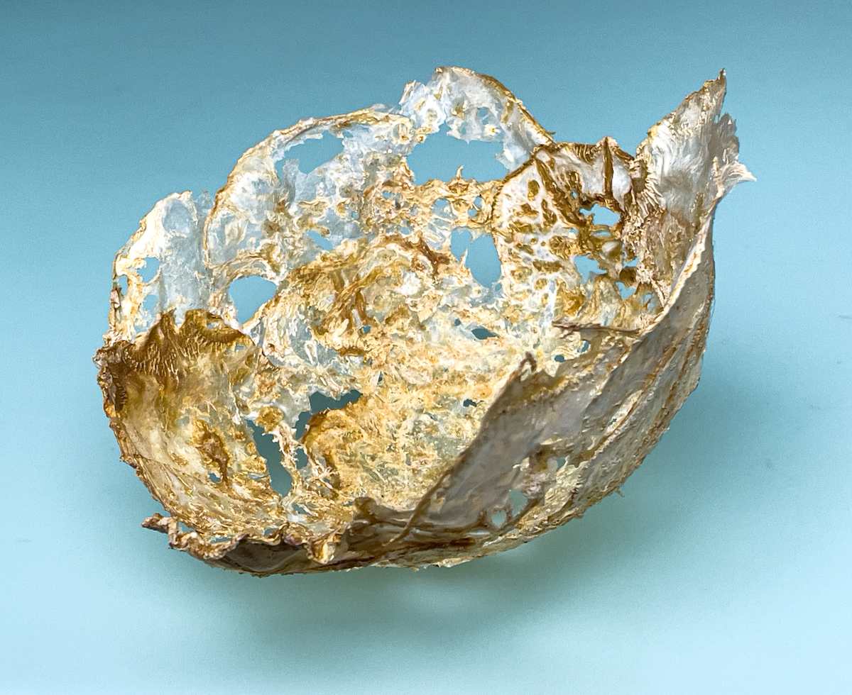 Celery vessel by Annette Holtkamp, Image 1.