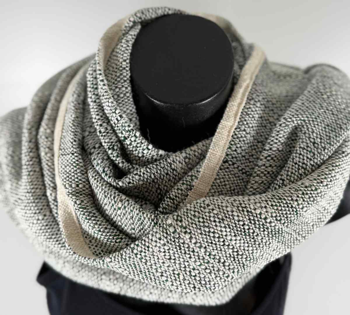 Cowl by Kjerstin Bjelland 