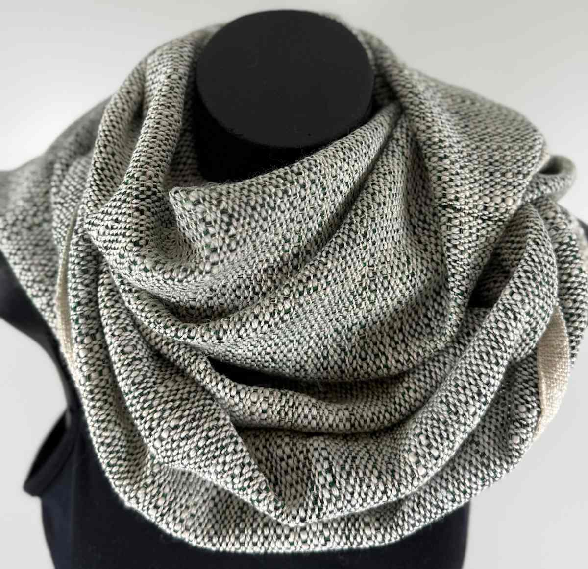 Cowl by Kjerstin Bjelland 