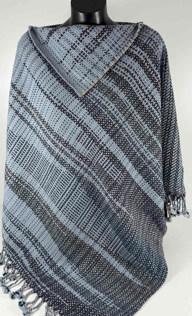 Poncho by Kjerstin Bjelland 