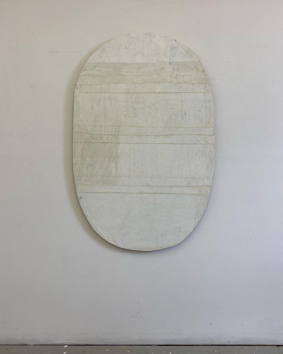 White Oval (figure 8) by Steve Riedell 