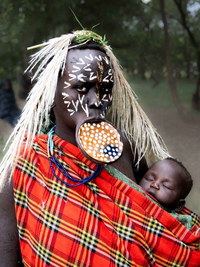 Omo Valley Collection 24-2 by George Salter, Image 2.