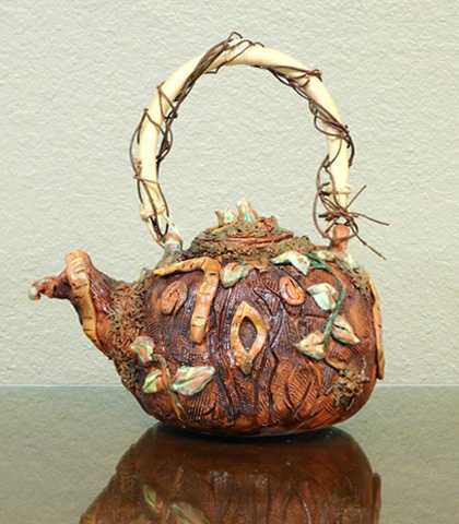 Twisted Vine Eden Tea Pot 