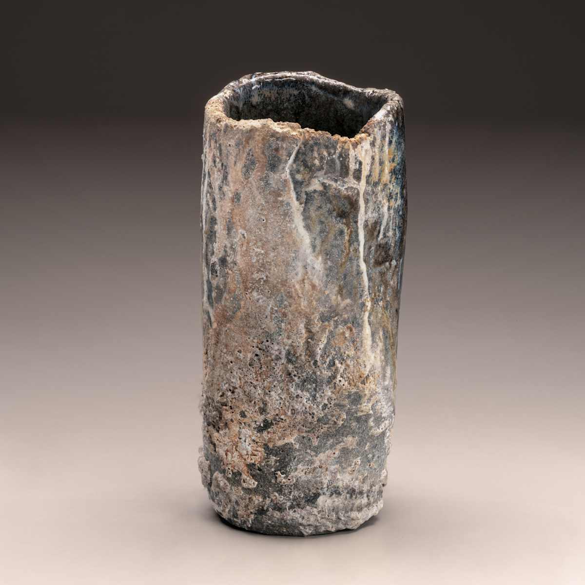 V098 by Peter Callas, Image 1.