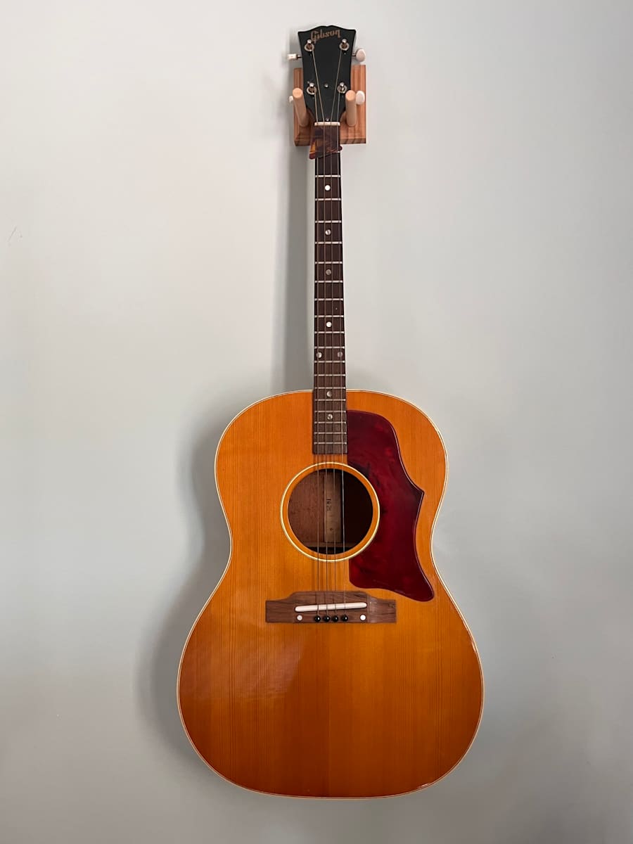 Gibson Tenor by Gibson, Image 1.