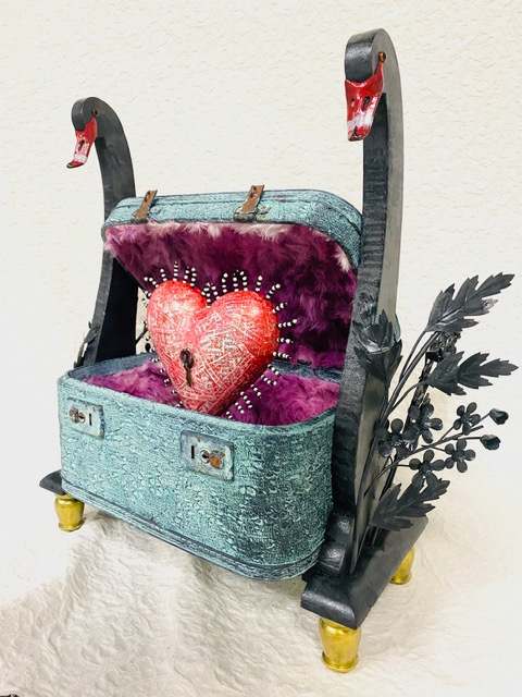 Soft Inside by Elise Techentine, Image 1.