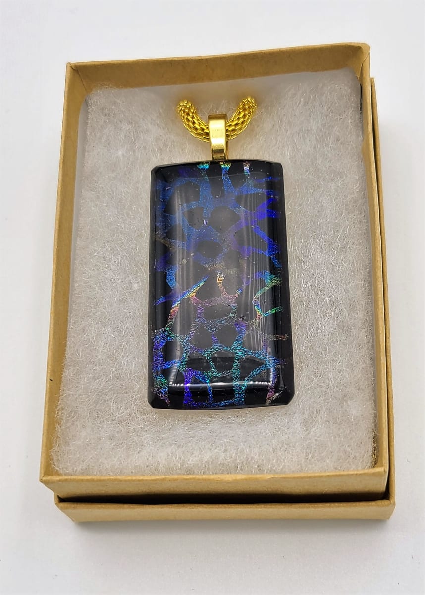Necklace-Light Pattern on Rainbow Dichro by Kathy Kollenburn 