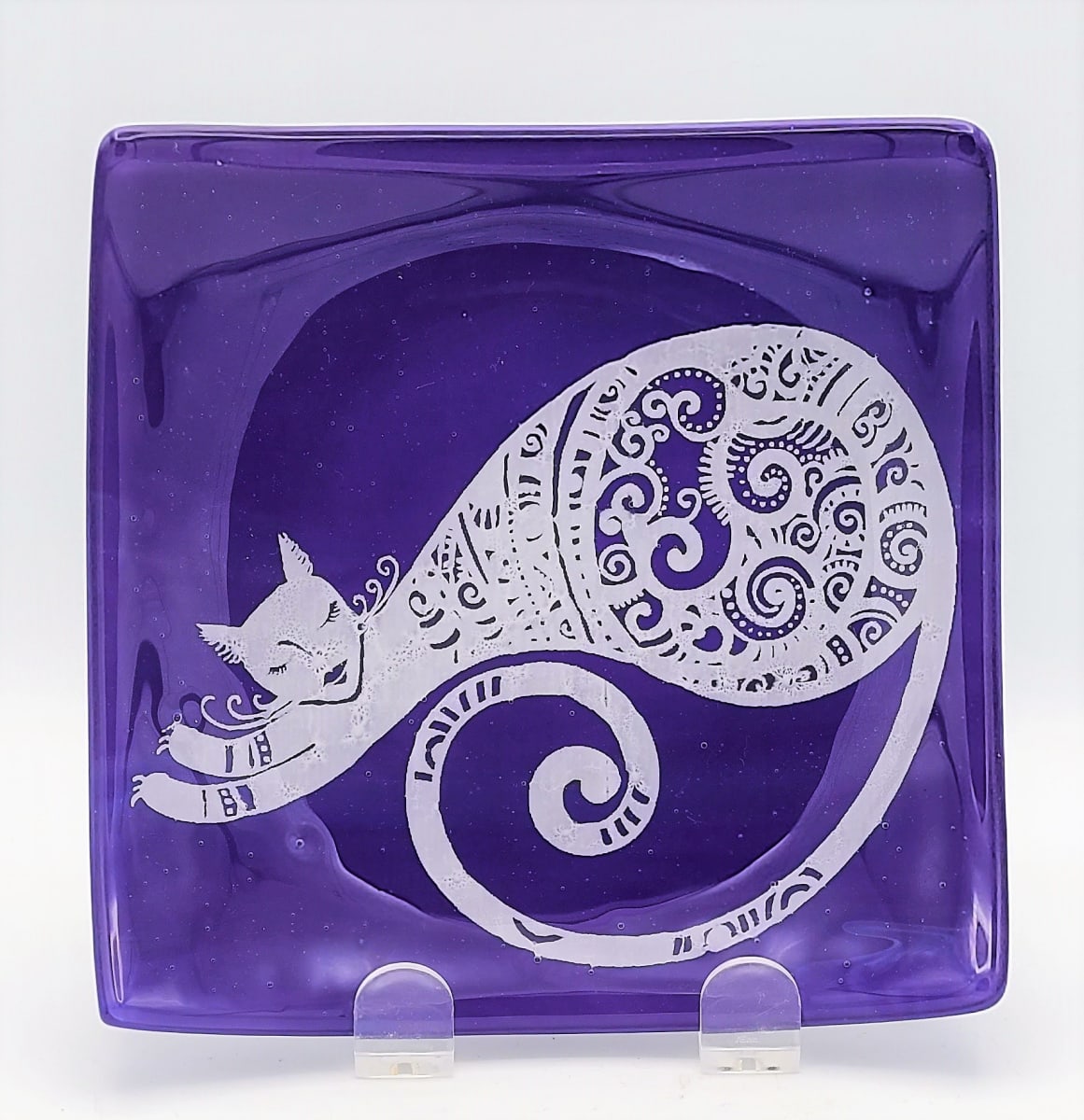 Plate with Lounge Cat on Purple by Kathy Kollenburn 