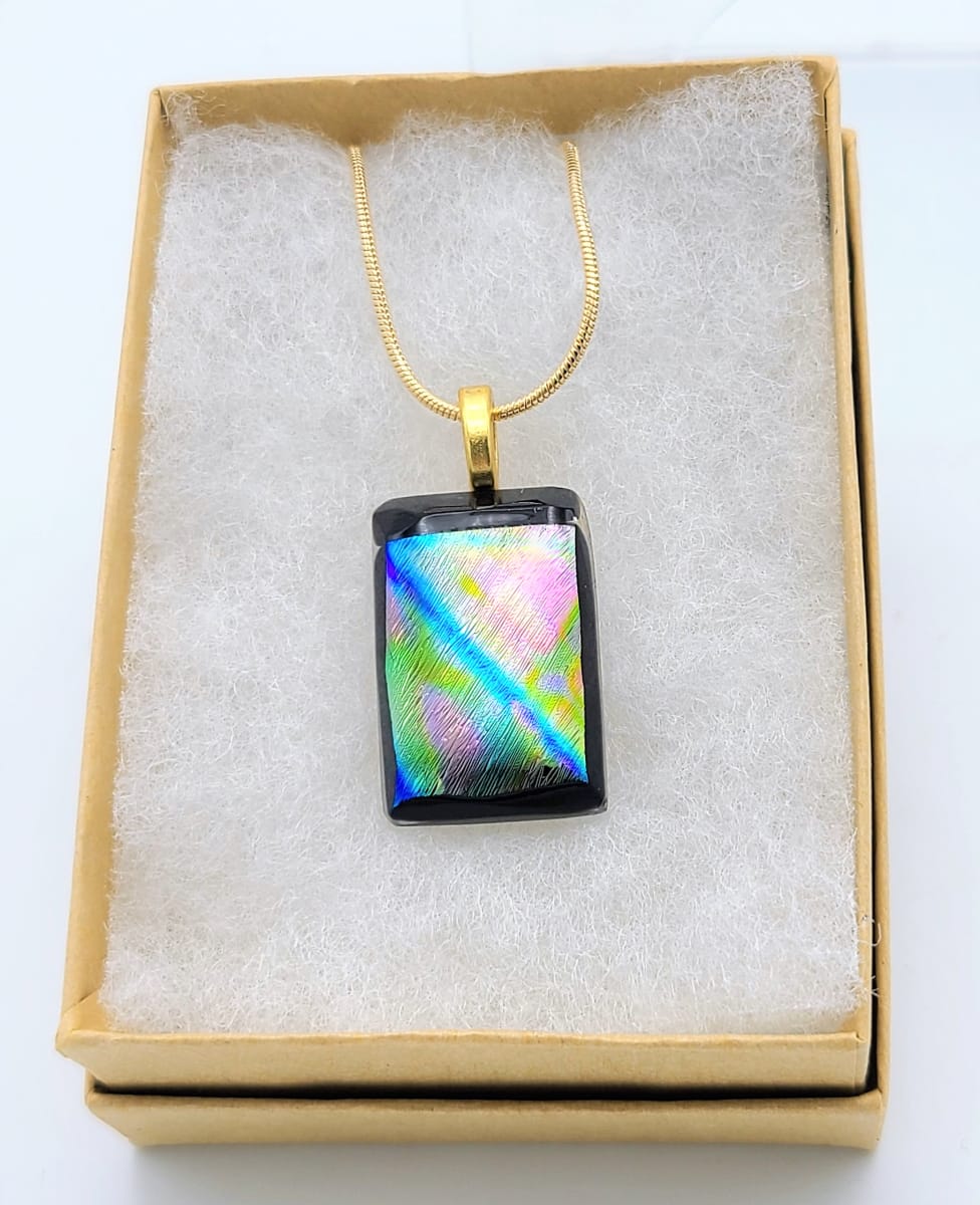 Necklace-Dichroic Stripe 