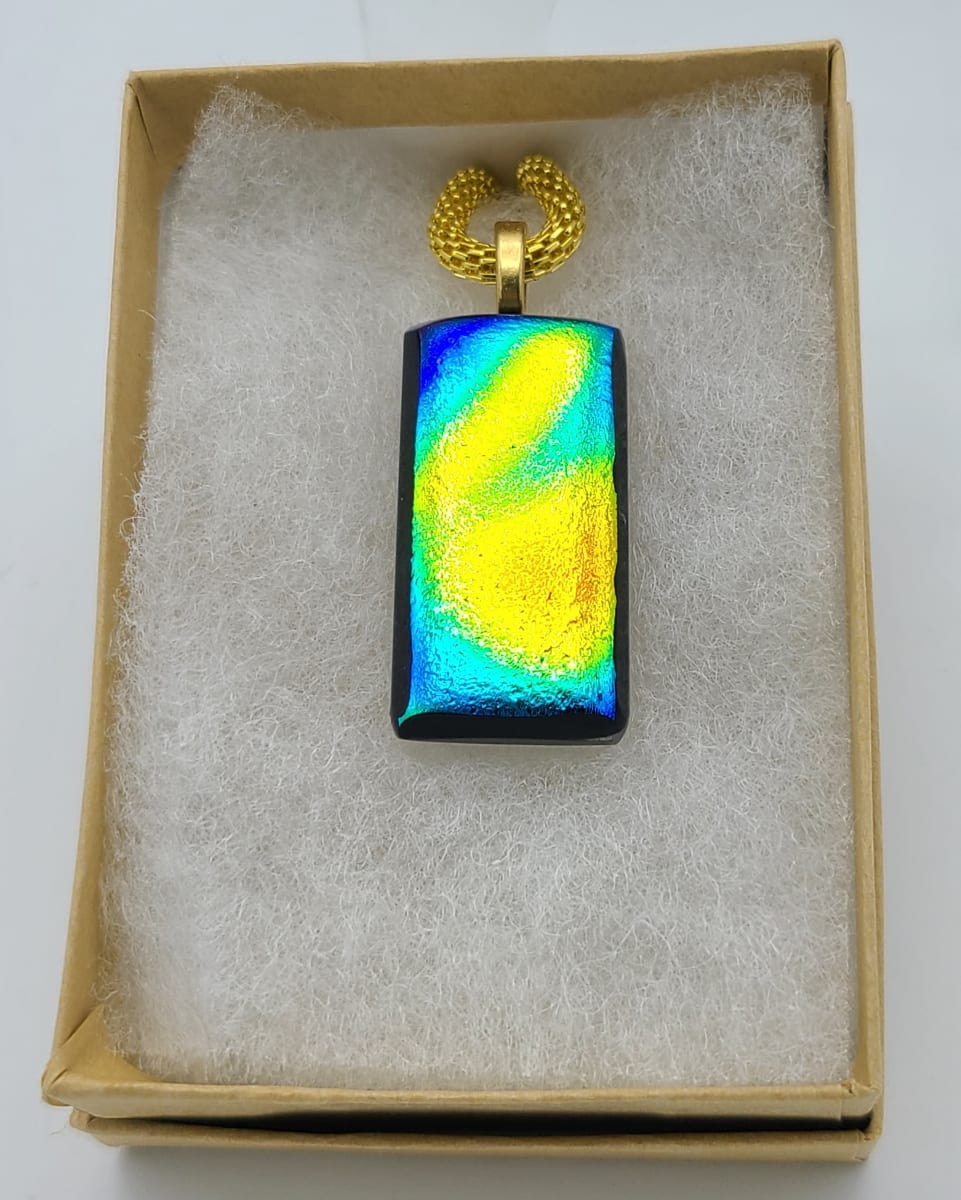 Necklace-Gold/Green/Blue Dichroic 
