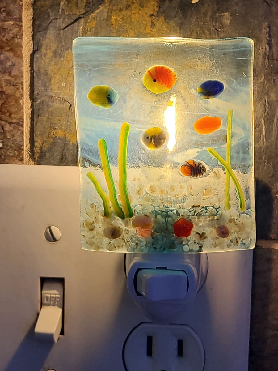 Nightlight-Undersea Scene by Kathy Kollenburn 