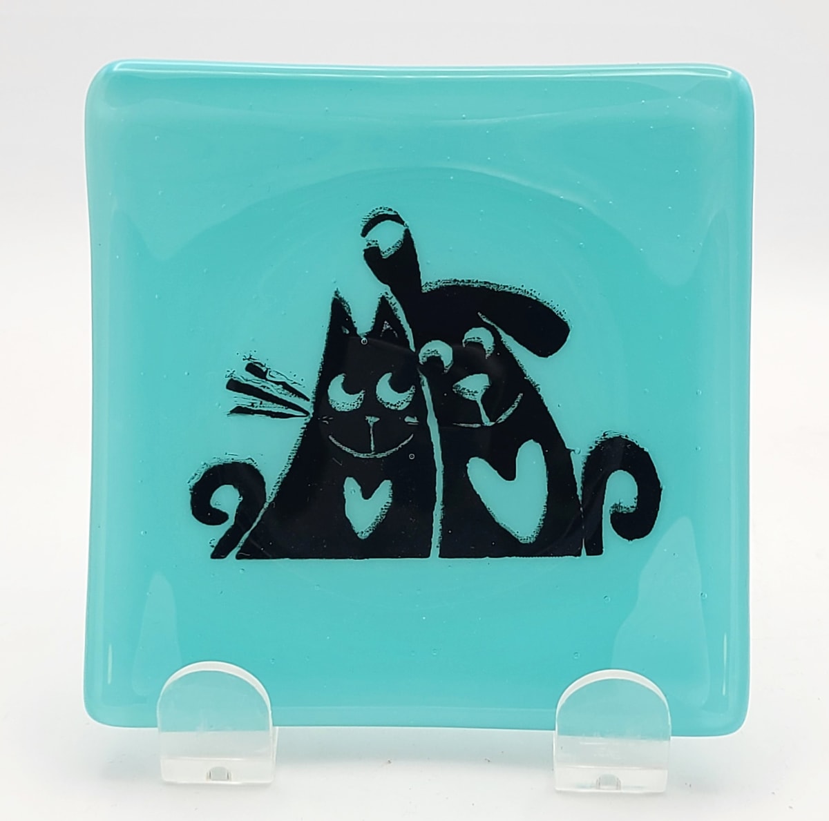 Small Plate-Dog & Cat Love in Turquoise by Kathy Kollenburn 