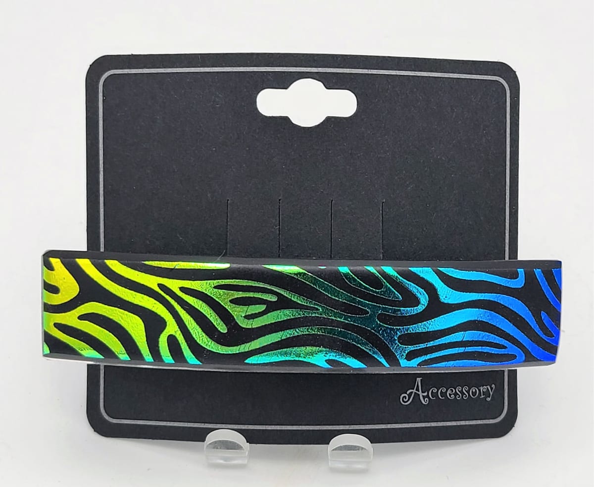 Barrette-Etched Stripe Pattern on Rainbow Dichroic by Kathy Kollenburn 