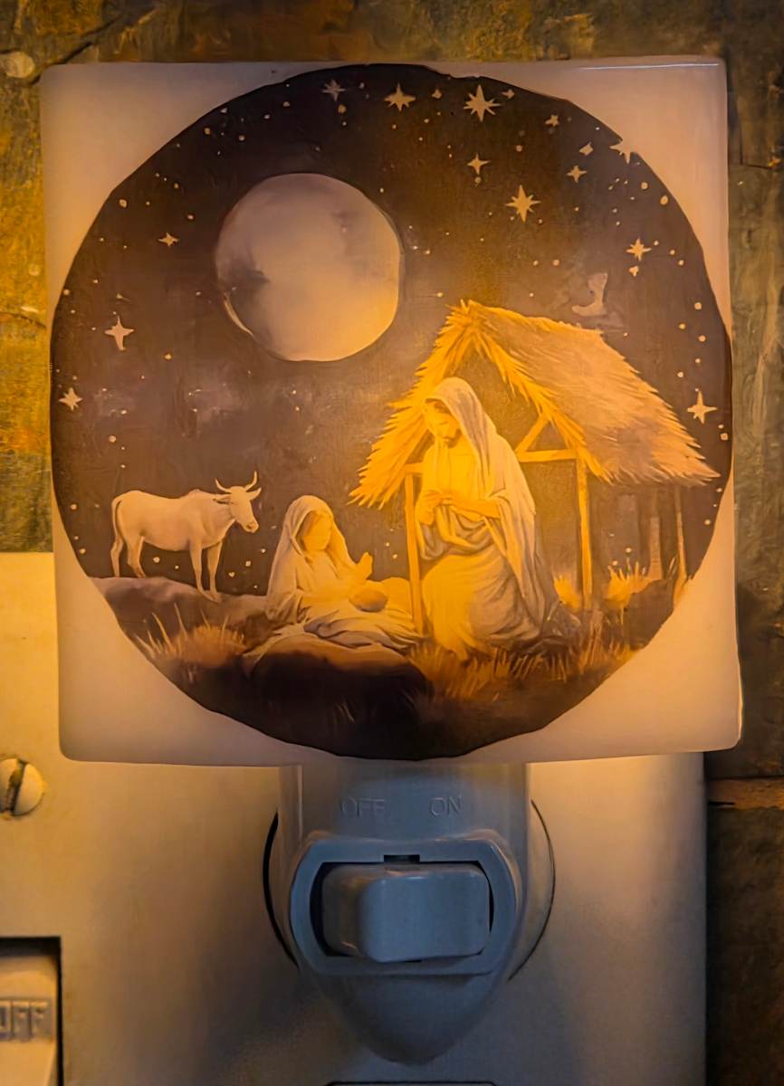 NIghtlight-Nativity Scene by Kathy Kollenburn 