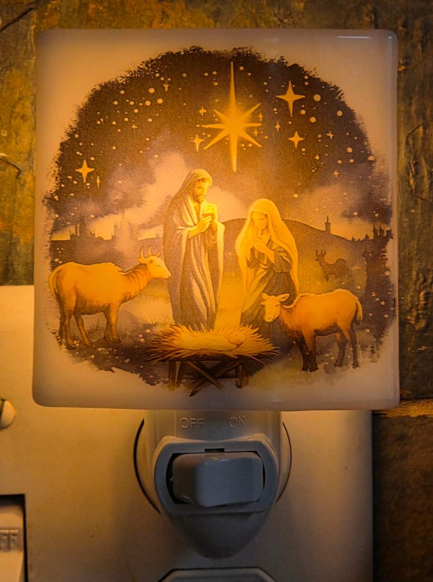 Nightlight-Nativity Scene by Kathy Kollenburn 