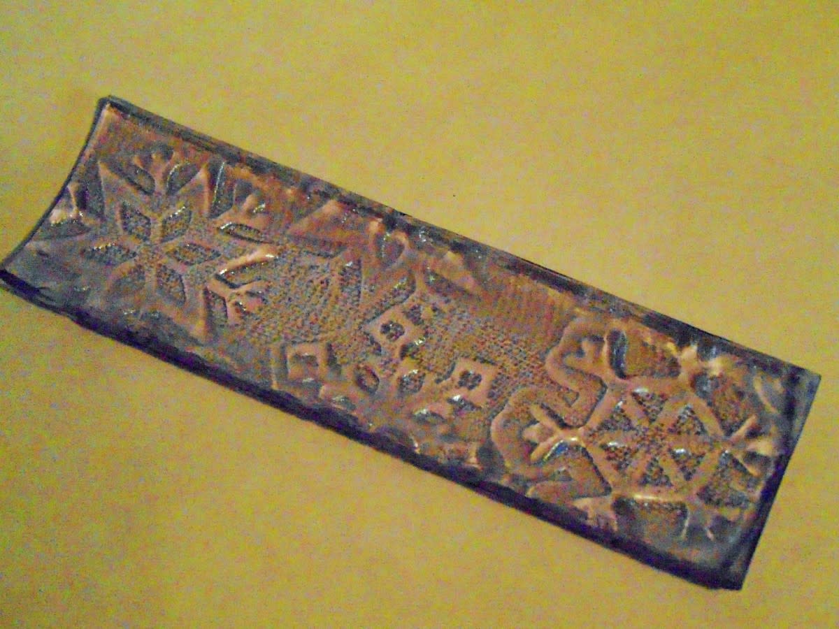 Snowflake dish-Erbium Pink by Kathy Kollenburn 