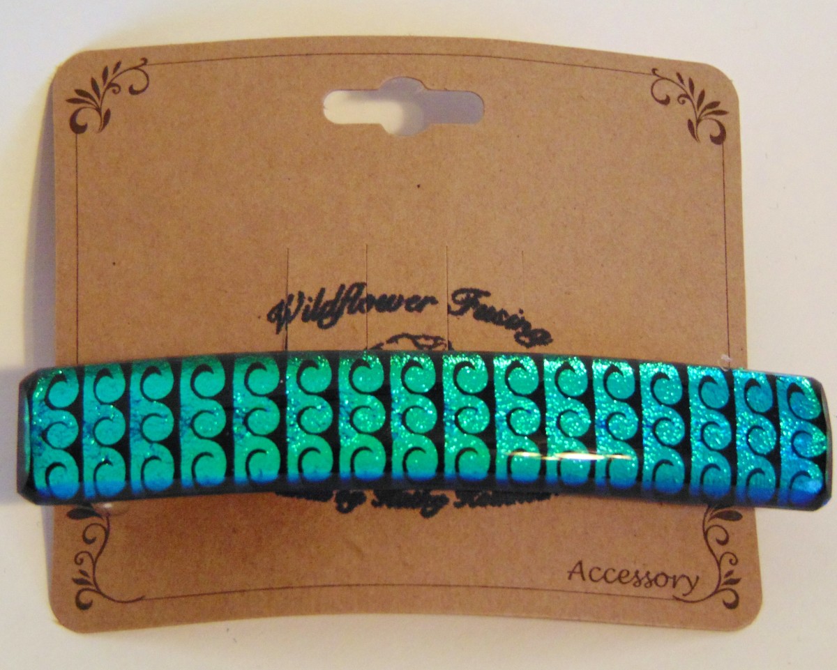 Barrette-Green Wave Dichro by Kathy Kollenburn 