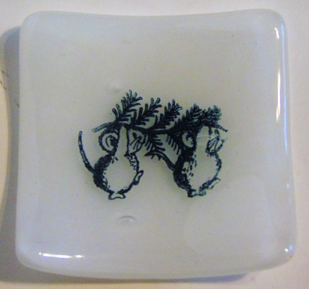 Small Plate-Mice with Christmas Tree by Kathy Kollenburn 