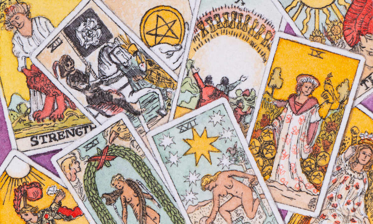 Tarot reader by Noelia Somoza, Image 1.