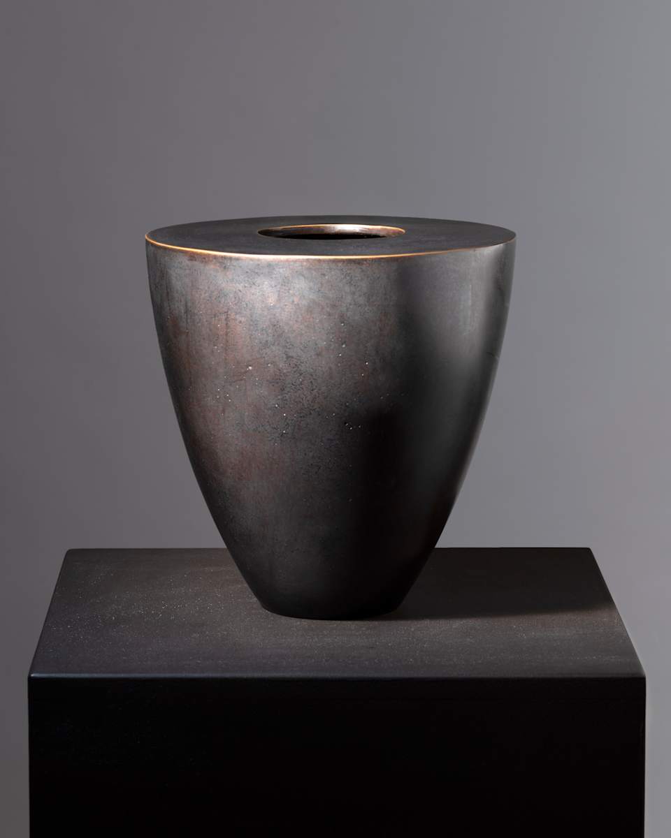Honeypot Vase, Image 1.