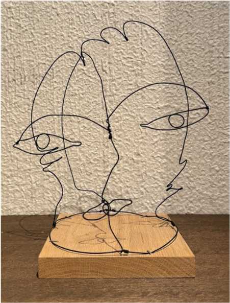 Double Face Sculpture, Image 1.