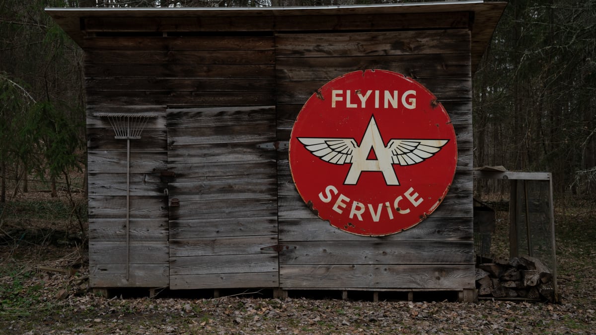 flying A sign, Image 1.