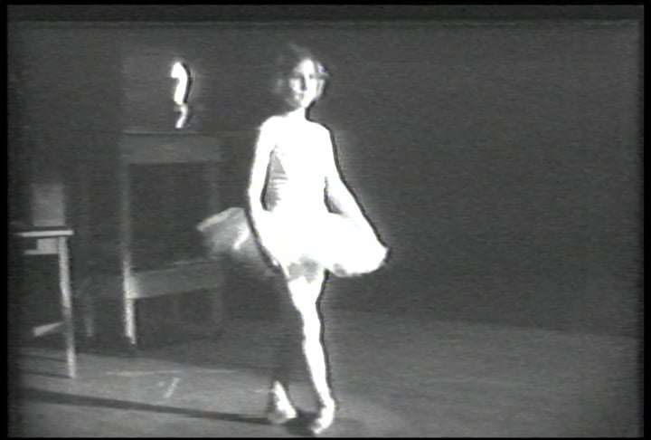 Dying Swan by Alan Powell  Image: Theresa Jungels performs "dying swan"