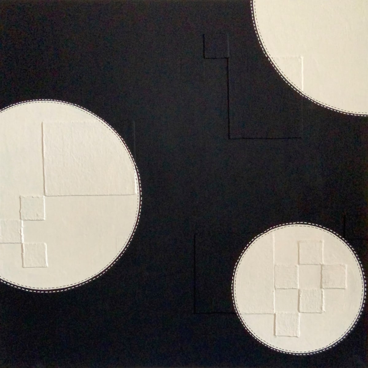 Dots 26, Dark Gray + White by Suzanne Gibbs 