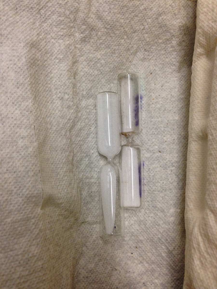 Untitled (hourglasses) by David, Image 1.