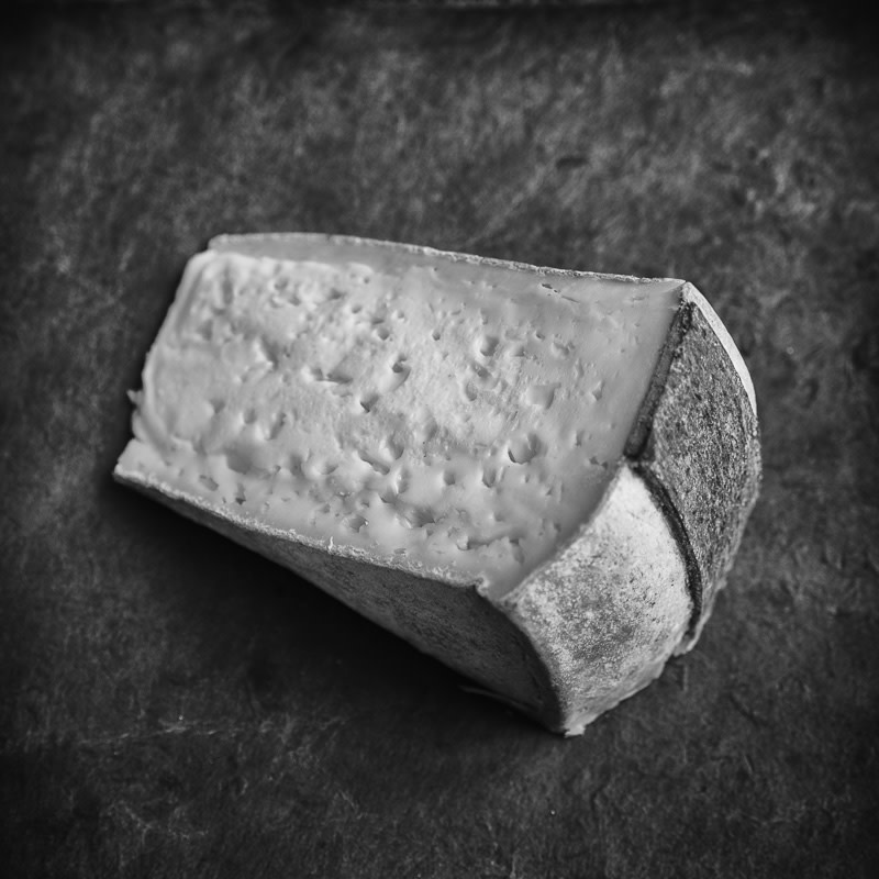 Bienheureux Lait Cru by From The Source 