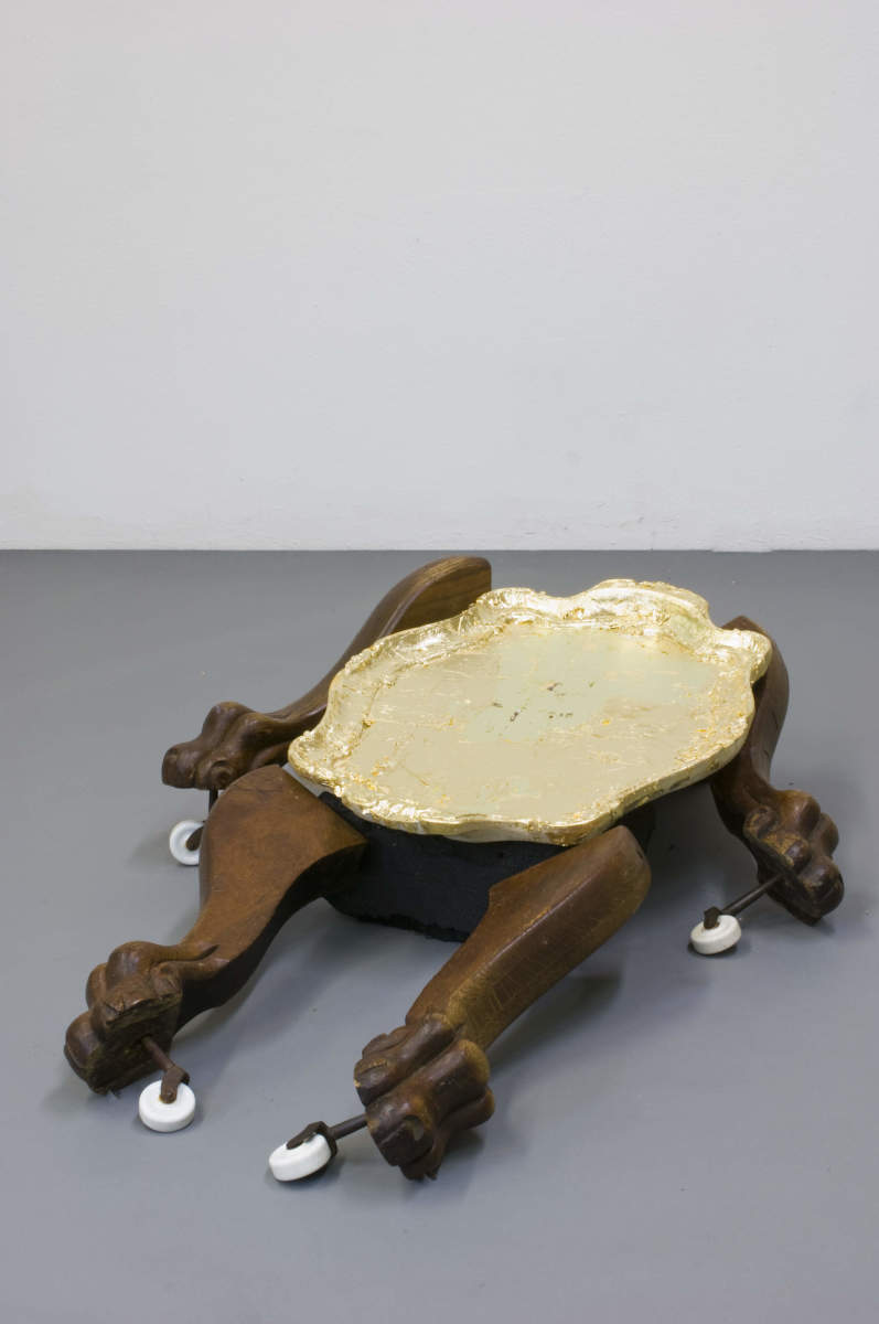 Table nr. 8 by sonia e barrett 