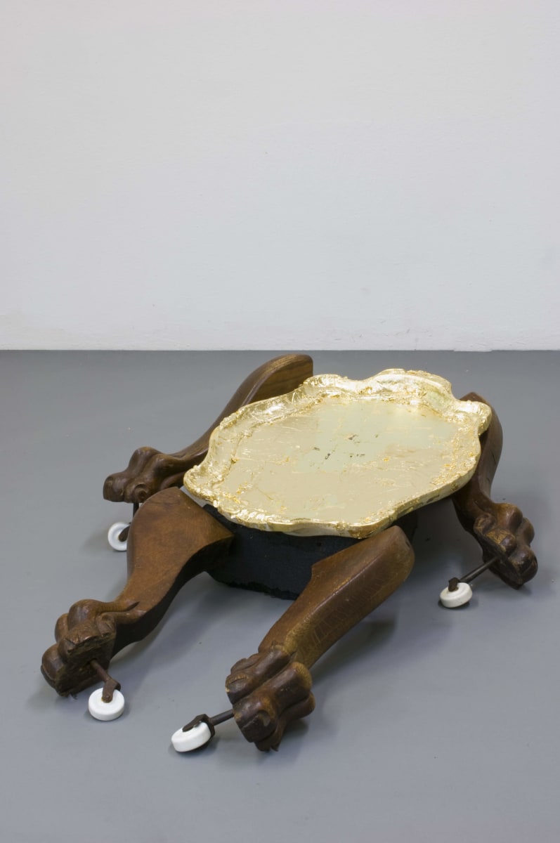 Table nr. 8 by sonia e barrett, Image 1.