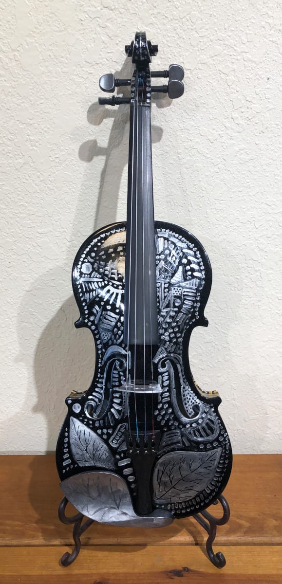 The Techno Heiro Violin by Faith Rumm, Image 5.