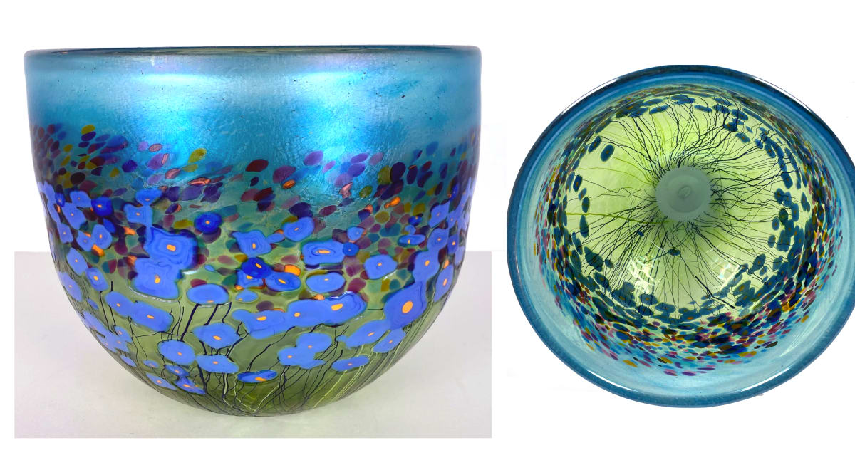 5072 - Hand Blown Glass Bowl 