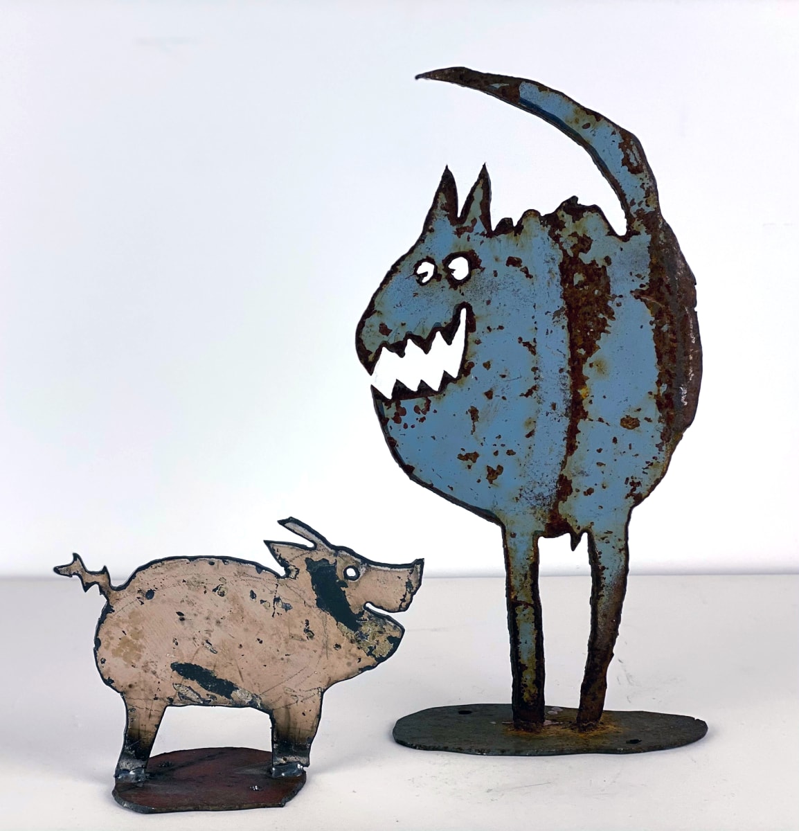 5155 - Pig and Cat metal sculpture 