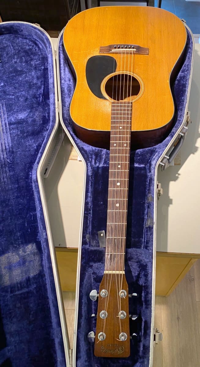 6000 - MUSICAL INSTRUMENT - Martin 1972 D18 