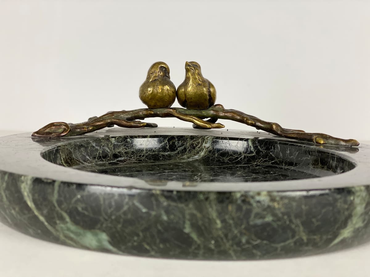 5104 - Granite Ashtray with bronze birds 