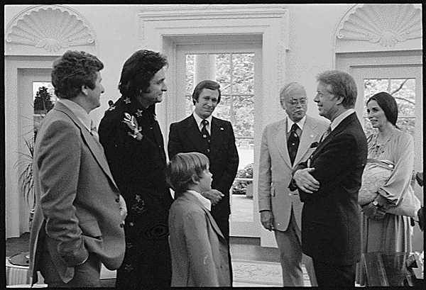 Carter & Cash, Image 1.